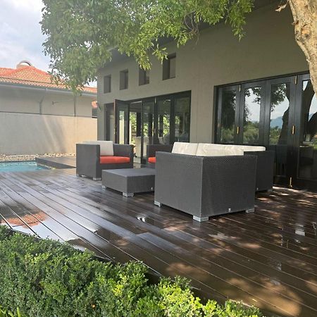 Pecanwood Relaxing Villa 5 Bedroom With Pool Hartbeespoort Exterior photo