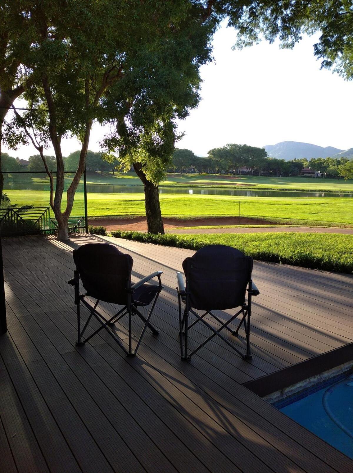 Pecanwood Relaxing Villa 5 Bedroom With Pool Hartbeespoort Exterior photo