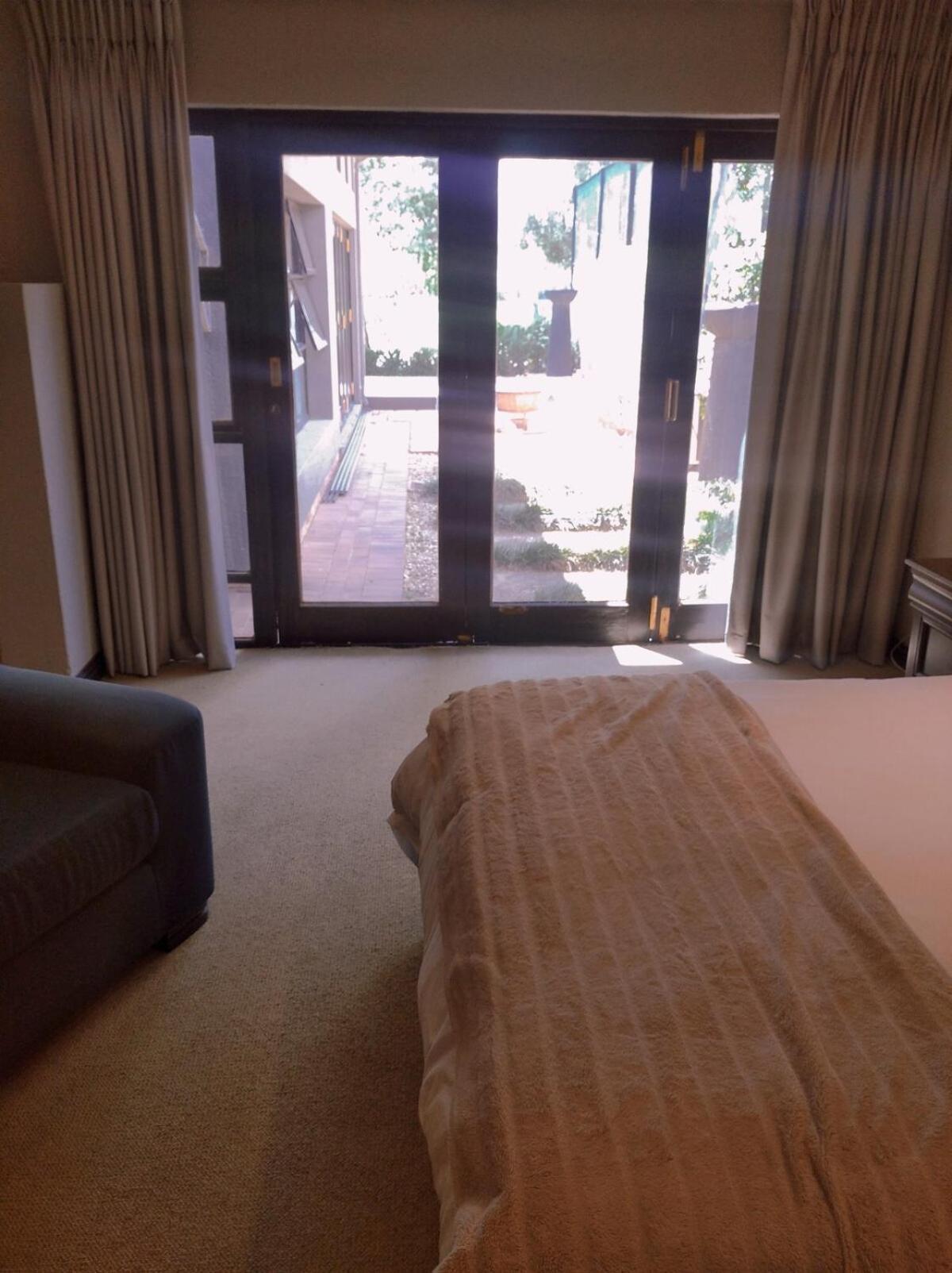 Pecanwood Relaxing Villa 5 Bedroom With Pool Hartbeespoort Exterior photo