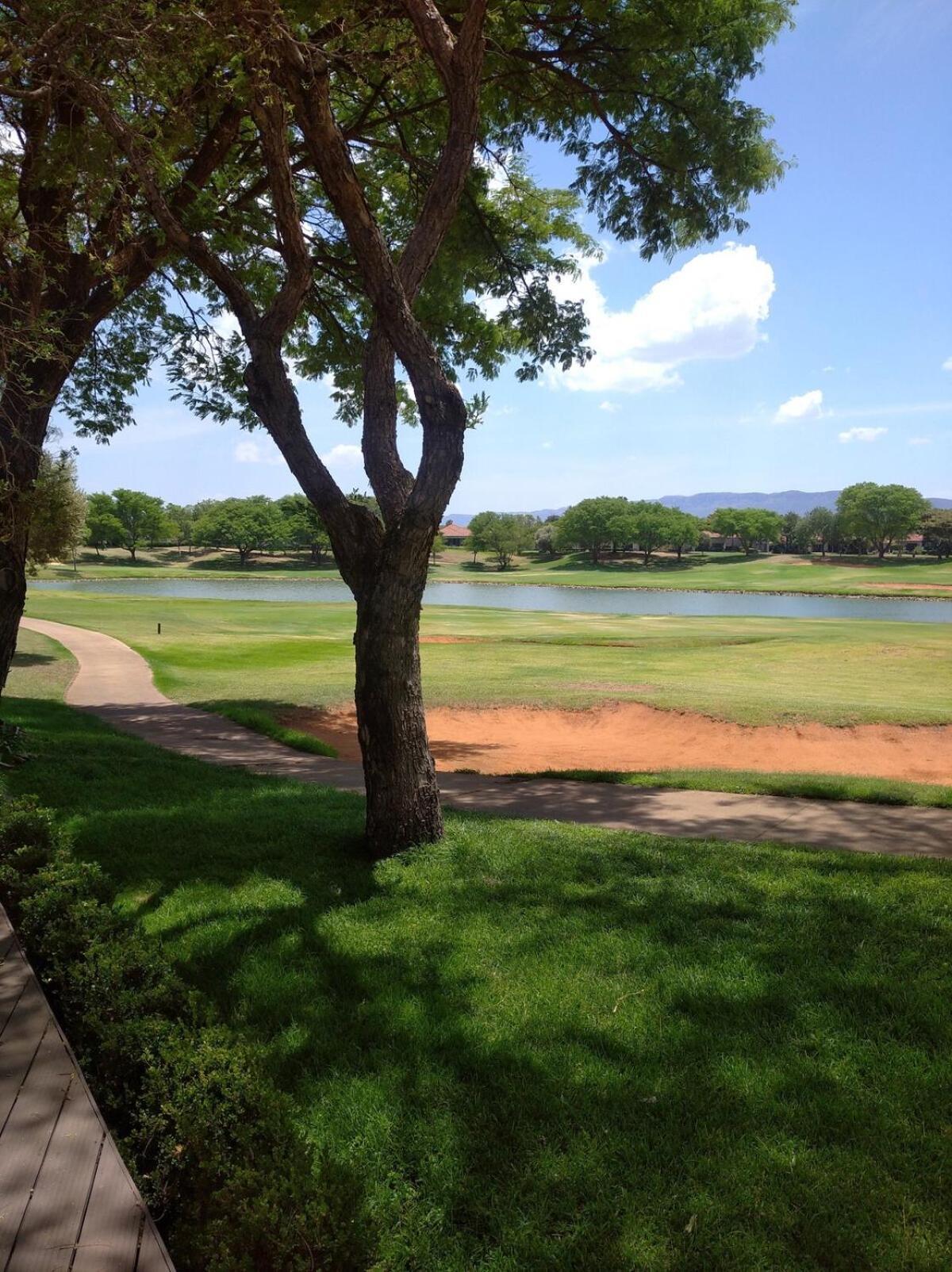 Pecanwood Relaxing Villa 5 Bedroom With Pool Hartbeespoort Exterior photo