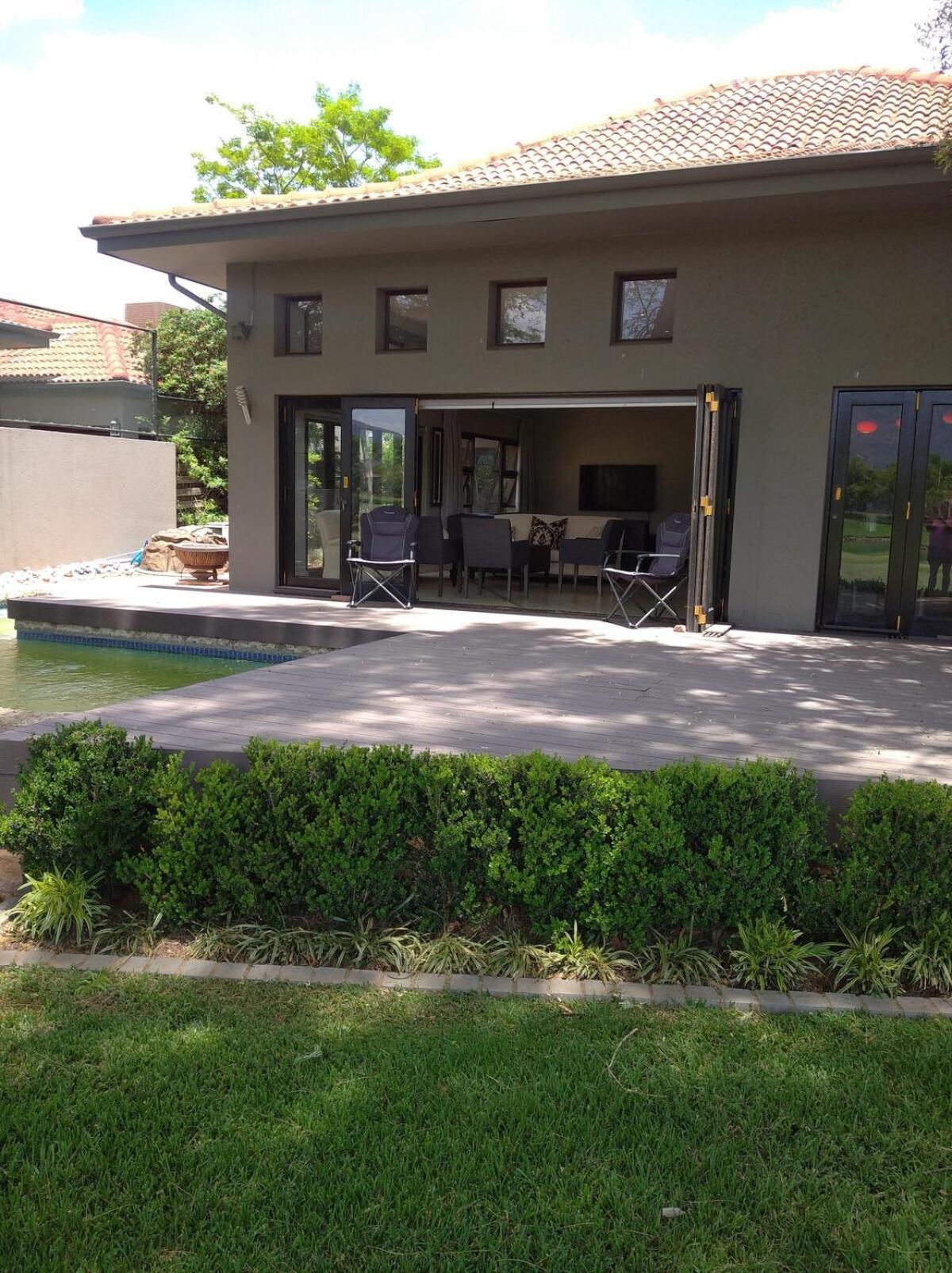 Pecanwood Relaxing Villa 5 Bedroom With Pool Hartbeespoort Exterior photo
